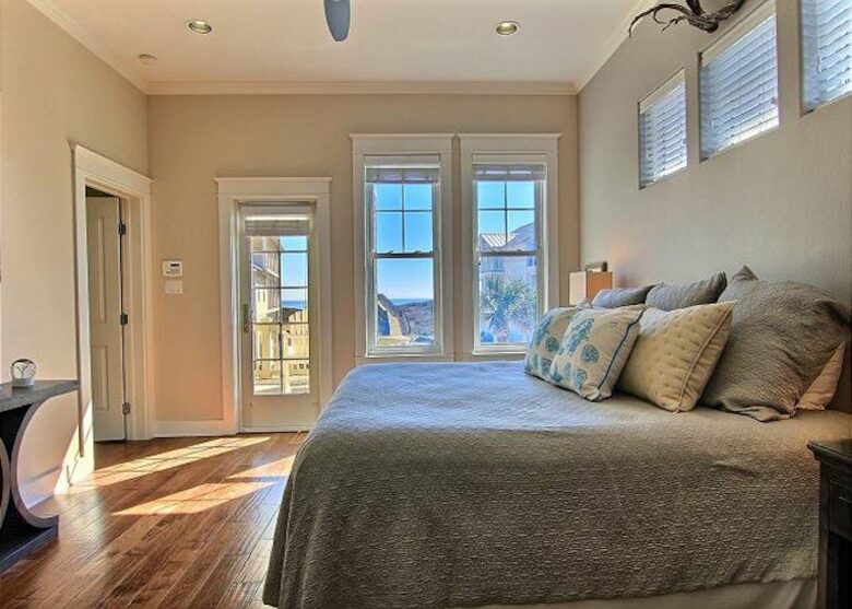 Cinnamon Shore Luxury Summer House - Port Aransas, Texas