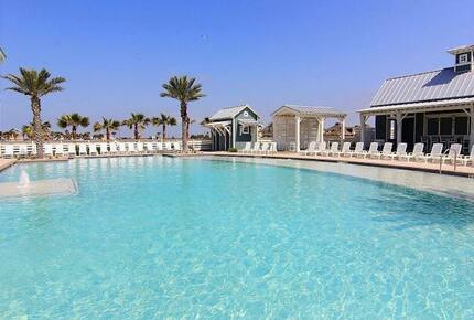 Cinnamon Shore Luxury Summer House - Port Aransas, Texas