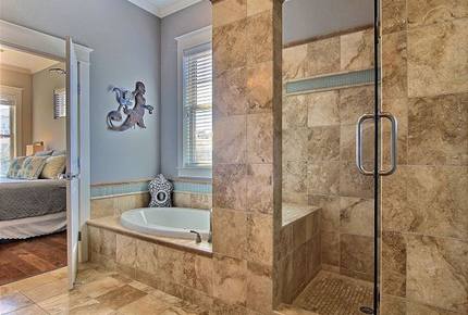 Cinnamon Shore Luxury Summer House - Port Aransas, Texas