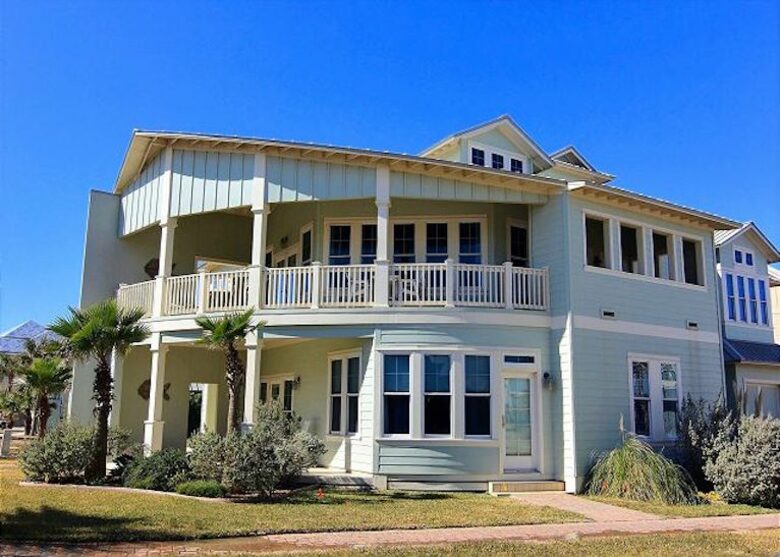 Cinnamon Shore Luxury Summer House - Port Aransas, Texas