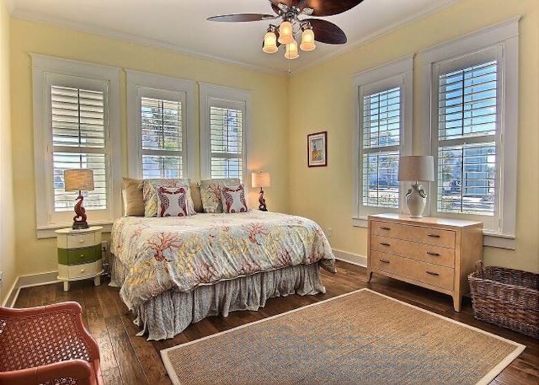 Cinnamon Shore Luxury Summer House - Port Aransas, Texas