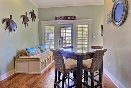 Cinnamon Shore Luxury Summer House - Port Aransas, Texas