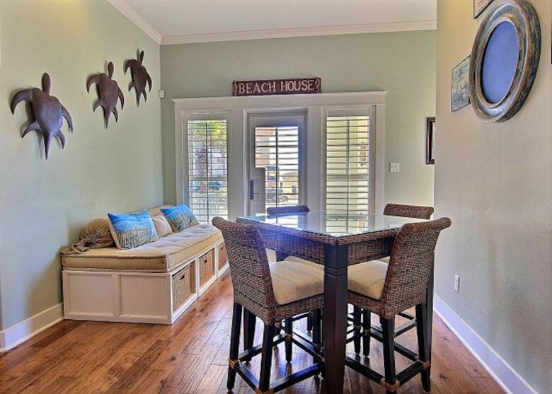 Cinnamon Shore Luxury Summer House - Port Aransas, Texas