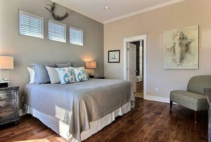 Cinnamon Shore Luxury Summer House - Port Aransas, Texas