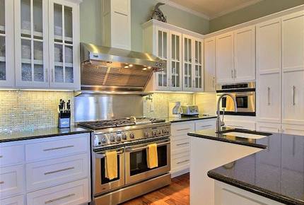 Cinnamon Shore Luxury Summer House - Port Aransas, Texas