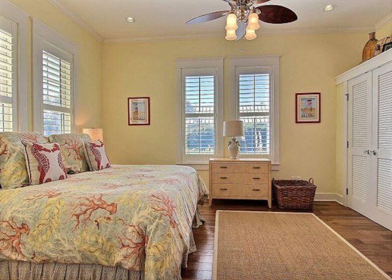 Cinnamon Shore Luxury Summer House - Port Aransas, Texas