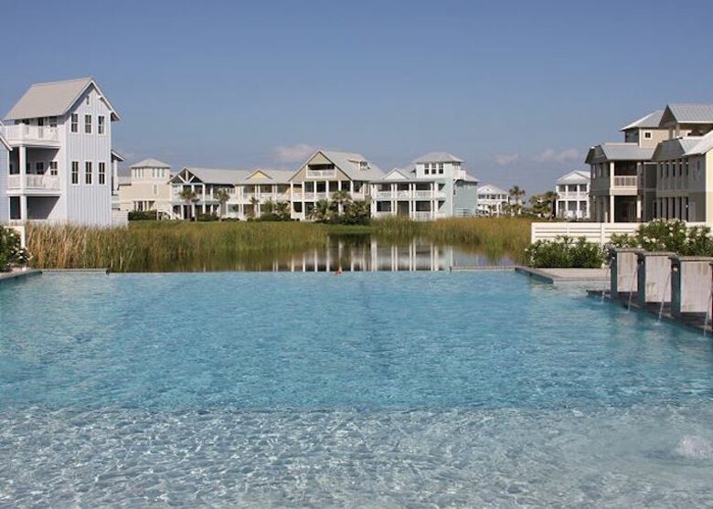 Cinnamon Shore Luxury Summer House - Port Aransas, Texas