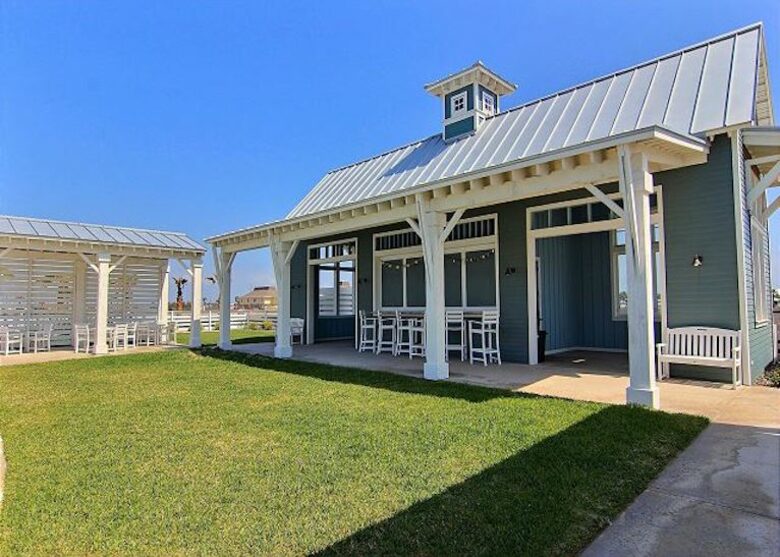 Cinnamon Shore Luxury Summer House - Port Aransas, Texas