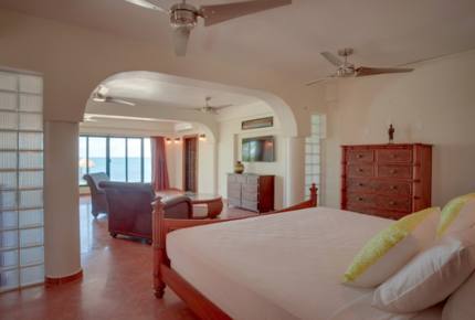 Mission Bay - Seine Bight, Belize