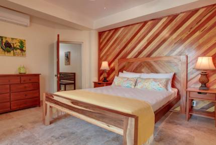 Mission Bay - Seine Bight, Belize