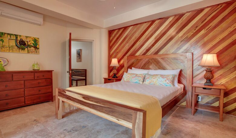 Mission Bay - Seine Bight, Belize