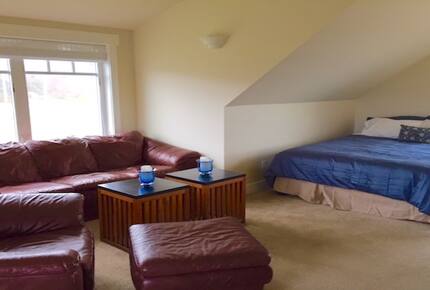 Whidbey Island Waterfront Paradise - Greenbank, Washington