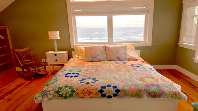 Whidbey Island Waterfront Paradise - Greenbank, Washington