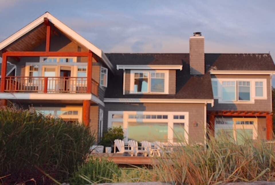 Whidbey Island Waterfront Paradise - Greenbank, Washington