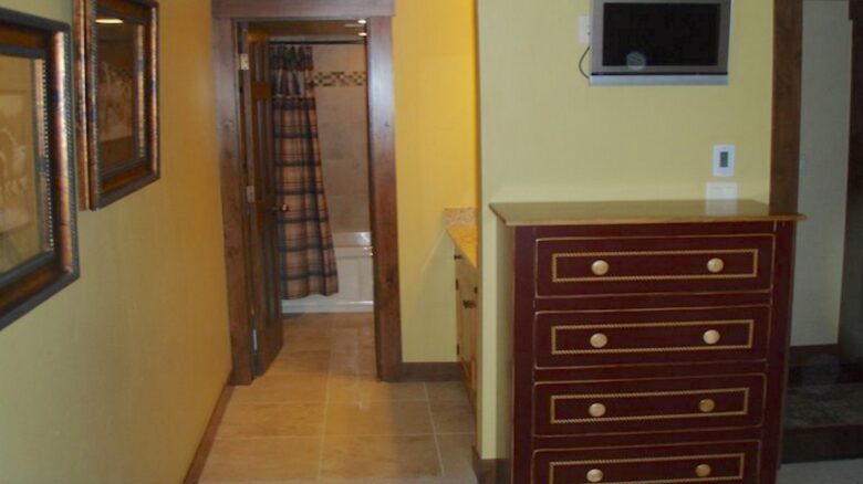 Enclave at Snowmass Ski-in/Ski-out - Snowmass Village, Colorado