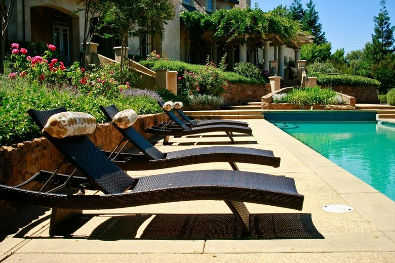 Davancy Chateau - Plymouth, California