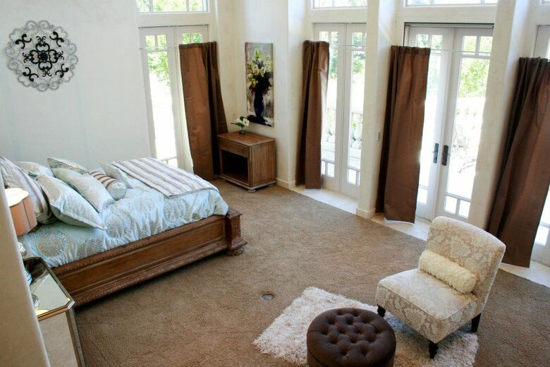 Davancy Chateau - Plymouth, California