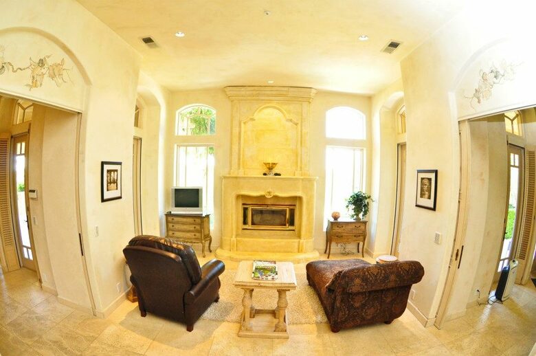 Davancy Chateau - Plymouth, California