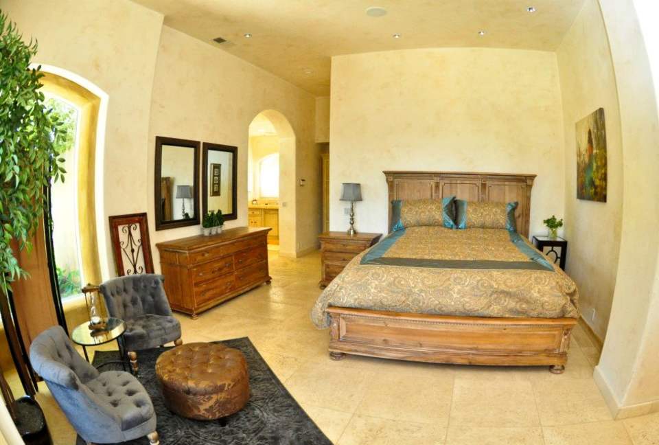 Davancy Chateau - Plymouth, California