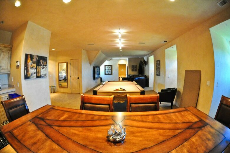 Davancy Chateau - Plymouth, California