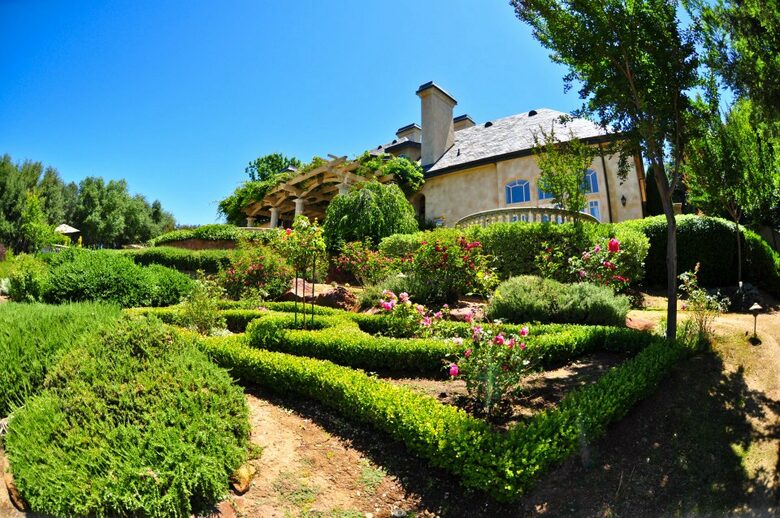 Davancy Chateau - Plymouth, California