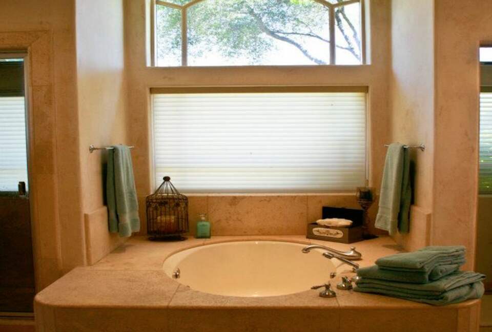 Davancy Chateau - Plymouth, California