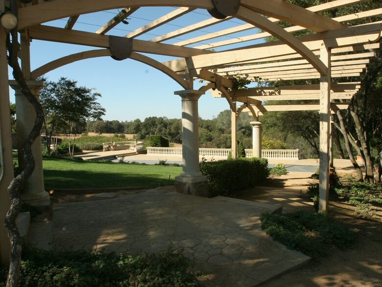 Davancy Chateau - Plymouth, California