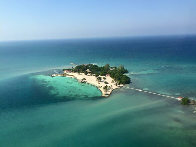 Royal Belize Private Island - Ragged Caye, Belize