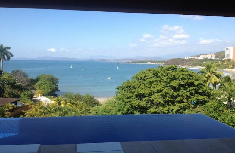 Playa Quieta - Ixtapa, Mexico