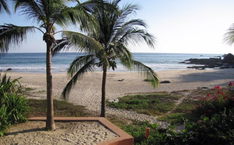 Playa Quieta - Ixtapa, Mexico