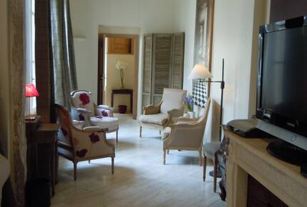 Rue de Seine - Paris, France