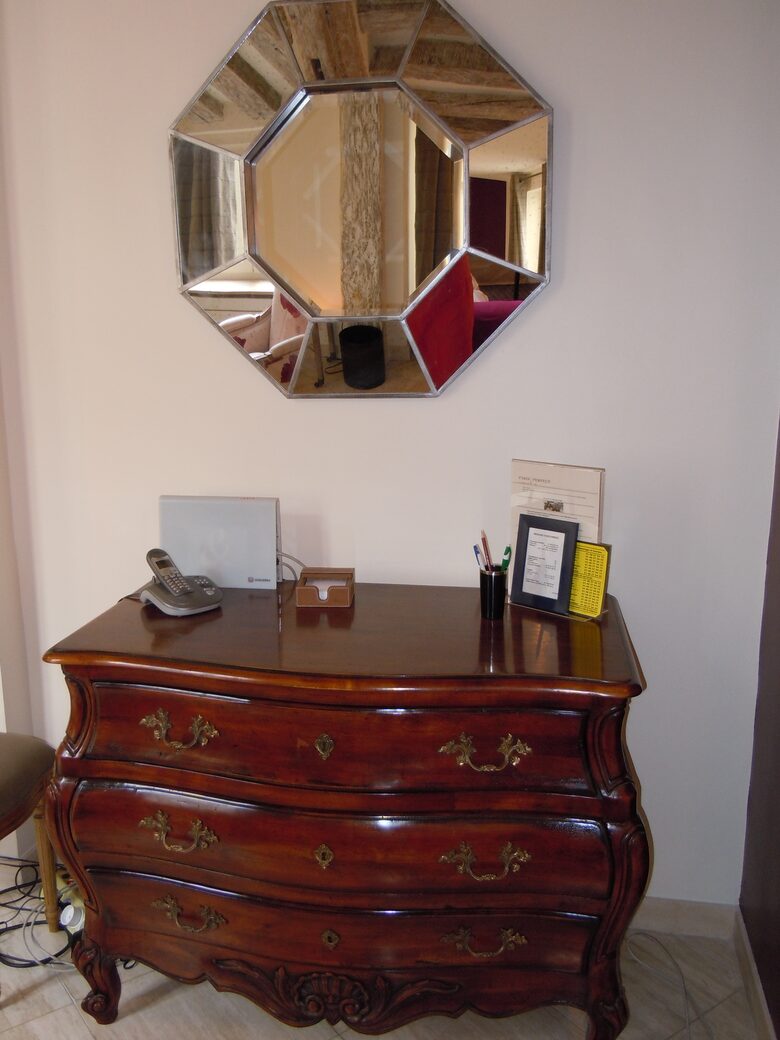 Rue de Seine - Paris, France