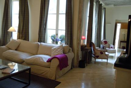 Rue de Seine - Paris, France