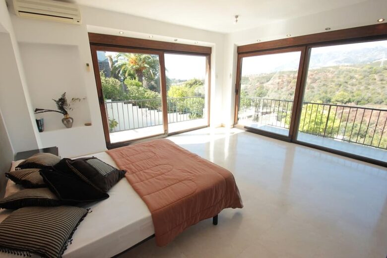 Villa Hollywood - Marbella, Spain