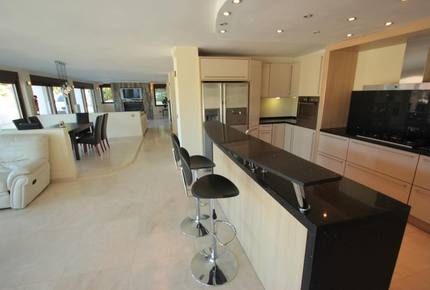 Villa Hollywood - Marbella, Spain