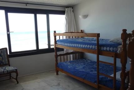 Beachfront villa in Estepona - Estepona, Spain