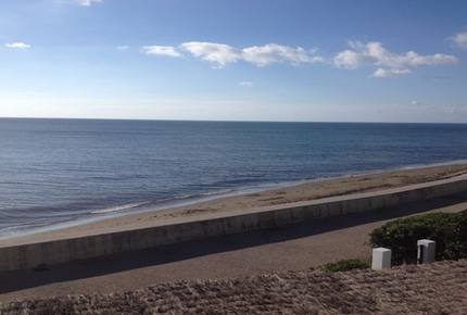 Beachfront villa in Estepona - Estepona, Spain