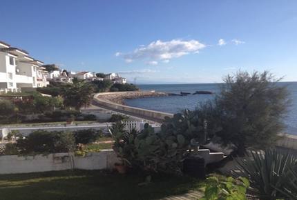 Beachfront villa in Estepona - Estepona, Spain