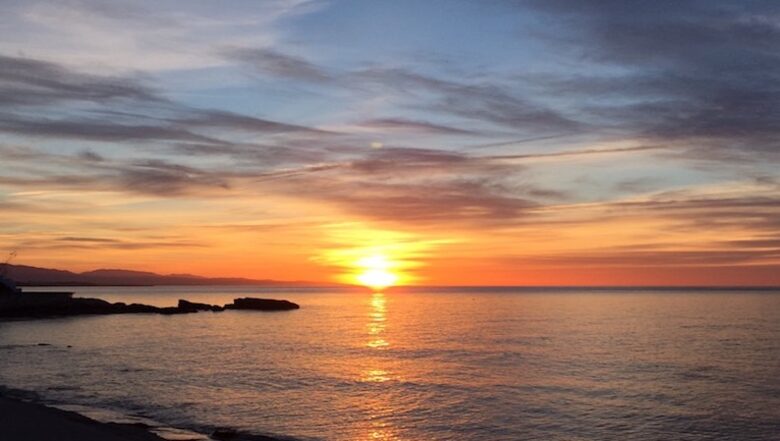 Beachfront villa in Estepona - Estepona, Spain