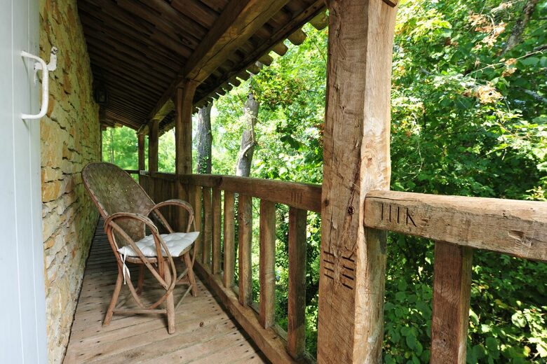 5 NIGHT STAY at Chateau Alizes - Sourzac, France