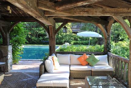 5 NIGHT STAY at Chateau Alizes - Sourzac, France