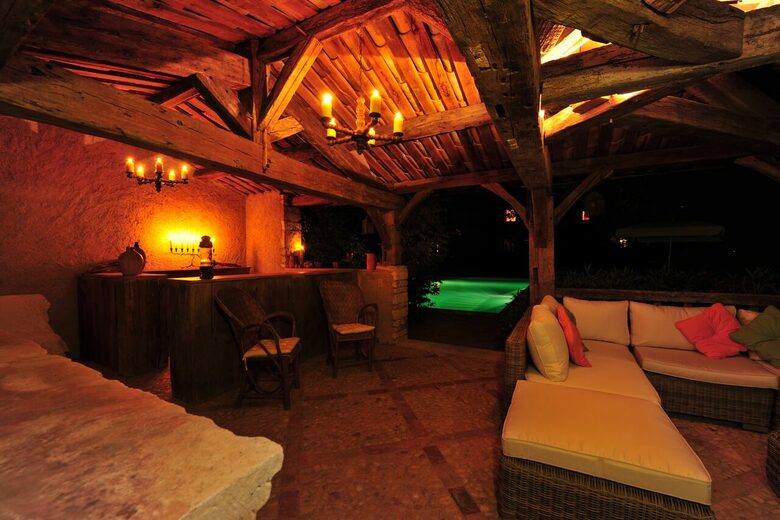 5 NIGHT STAY at Chateau Alizes - Sourzac, France