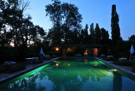 A Suite at Chateau Alizes - Sourzac, France