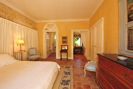 A Suite at Chateau Alizes - Sourzac, France