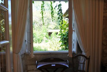 5 NIGHT STAY at Chateau Alizes - Sourzac, France