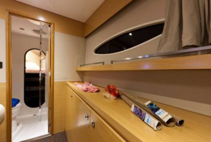 TradeWinds 59β 5-Cabin Crewed Catamaran Luxury Class β Guadeloupe Sailing Vacation - Guadeloupe, Guadeloupe