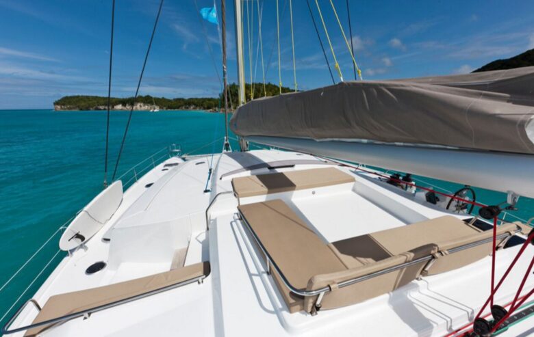 TradeWinds 59β 5-Cabin Crewed Catamaran Luxury Class β Guadeloupe Sailing Vacation - Guadeloupe, Guadeloupe