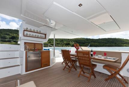 TradeWinds 59β 5-Cabin Crewed Catamaran Luxury Class β Guadeloupe Sailing Vacation - Guadeloupe, Guadeloupe