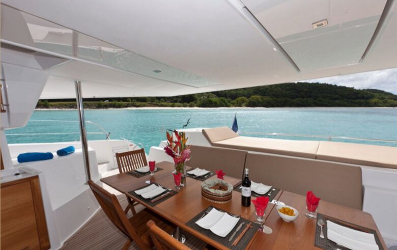 TradeWinds 59β 5-Cabin Crewed Catamaran Luxury Class β Guadeloupe Sailing Vacation - Guadeloupe, Guadeloupe