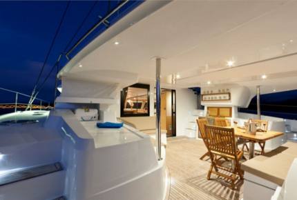 TradeWinds 59β 5-Cabin Crewed Catamaran Luxury Class β Guadeloupe Sailing Vacation - Guadeloupe, Guadeloupe